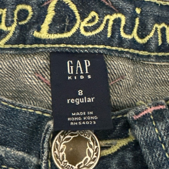 Gap Blue Denim Dragonfly Embroidery Stretch Bermuda Rolled Shorts Size 8 Girls - Picture 5 of 10